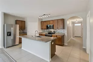 579 Lake Cummings Way, Lake Alfred, FL 33850 - Photo 11