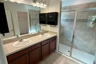 4529 Lake Russell Rd, Kissimmee, FL 34746 - Photo 25