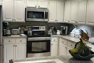 4018 Corrientes Ct E, Jacksonville, FL 32217 - Photo 13