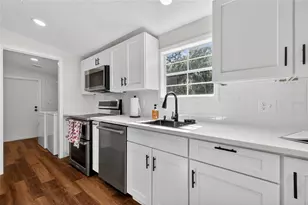 3181 County Rd 521B, Wildwood, FL 34785 - Photo 5