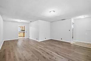 1534 Lagoon Rd, Lakeland, FL 33803 - Photo 5