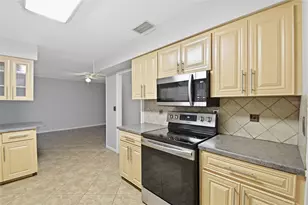 1534 Lagoon Rd, Lakeland, FL 33803 - Photo 11