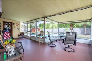 1310 Roscomare Ave, Orlando, FL 32806 - Photo 23