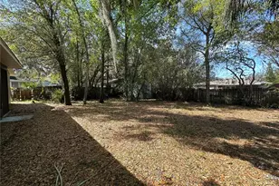 2526 Poet Ln, Orlando, FL 32817 - Photo 23