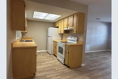 2526 Poet Lane, Orlando, FL 32817 - Photo 9