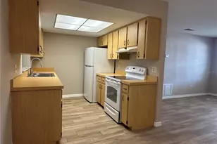 2526 Poet Ln, Orlando, FL 32817 - Photo 9