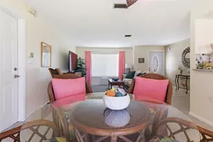 52 Annapolis Ln, Rotonda West, FL 33947 - Photo 17