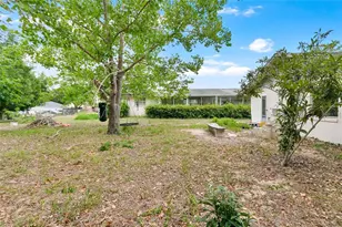 2201 Washington Ave, Eustis, FL 32726 - Photo 27