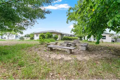 2201 Washington Avenue, Eustis, FL 32726 - Photo 25