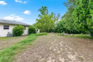 2201 Washington Ave, Eustis, FL 32726 - Photo 23