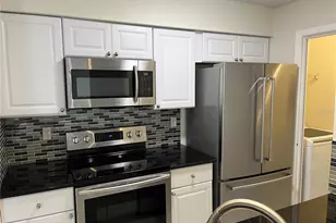 232 Afton Square, Altamonte Springs, FL 32714 - Photo 9