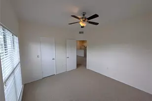 4211 Chatham Oak Ct, Tampa, FL 33624 - Photo 11