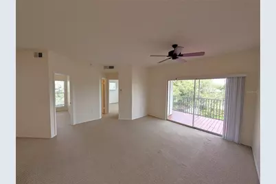 4211 Chatham Oak Court #124, Tampa, FL 33624 - Photo 7