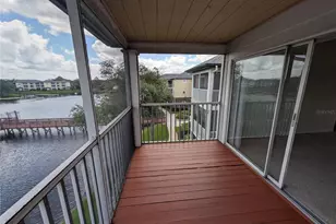 4211 Chatham Oak Ct, Tampa, FL 33624 - Photo 9