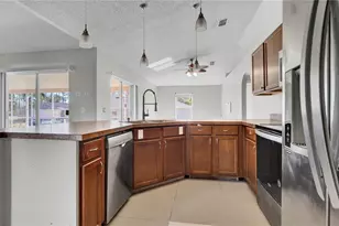 37 Peterlee Ct, Kissimmee, FL 34758 - Photo 17