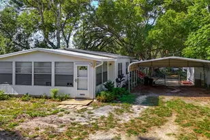36912 Conley St, Zephyrhills, FL 33541 - Photo 5
