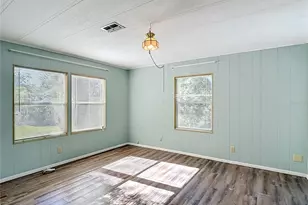 36912 Conley St, Zephyrhills, FL 33541 - Photo 27