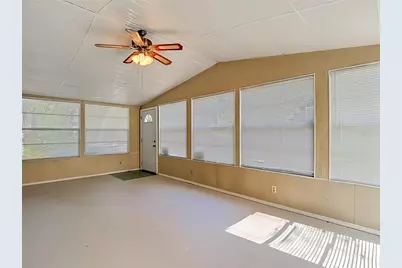 36912 Conley Street, Zephyrhills, FL 33541 - Photo 9