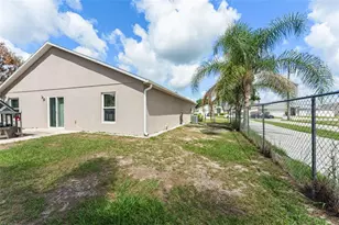 1923 Manatee Dr, Poinciana, FL 34759 - Photo 31