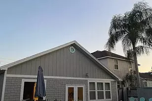 1043 Seabreeze Ave, Jacksonville Beach, FL 32250 - Photo 11