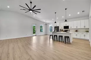 6589 Freeport Dr, Spring Hill, FL 34608 - Photo 11