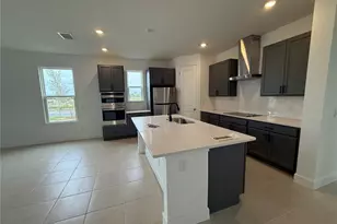 2949 Sailhouse Dr, Saint Cloud, FL 34771 - Photo 5