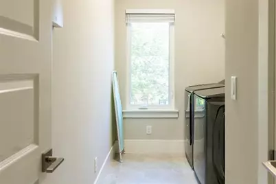 200 E Grant Street, Orlando, FL 32806 - Photo 27