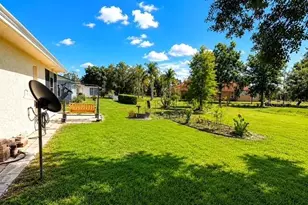 1629 Willow Run, Sebring, FL 33872 - Photo 11