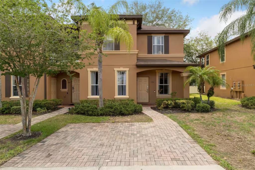 2204 Calabria Ave - 2204 Calabria Ave, Davenport, FL 33897 Luxury Property | Jose Angel Pina
