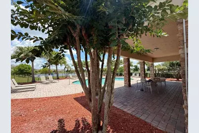 1461 Portofino Meadows Boulevard, Orlando, FL 32824 - Photo 5
