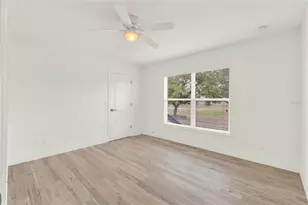 23503 Valderama Ln, Sorrento, FL 32776 - Photo 25