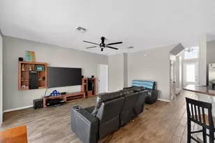 24215 Weldon Dr, Eustis, FL 32736 - Photo 19