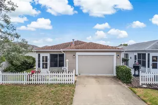 2454 Southern Oak St, The Villages, FL 32162 - Photo 3