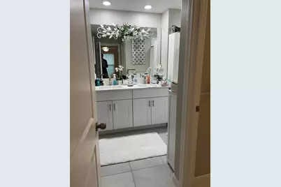 7111 Amelia Cove Court, Sun City Center, FL 33573 - Photo 23