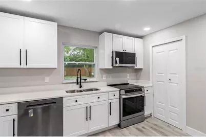 1702 NW 27th Avenue, Ocala, FL 34475 - Photo 17