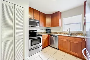 1050 Abell Cir, Oviedo, FL 32765 - Photo 13