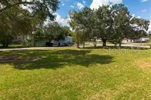 204 2nd St, Orlando, FL 32824 - Photo 1