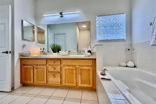 201 Prather Dr, Davenport, FL 33837 - Photo 15