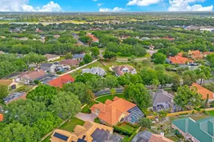 7718 Debeaubien Dr, Orlando, FL 32835 - Photo 91