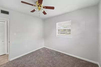 7062 47th Street N, Pinellas Park, FL 33781 - Photo 21