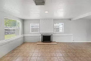 7062 47th St N, Pinellas Park, FL 33781 - Photo 7
