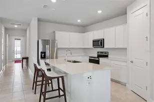6085 Forest Perch Dr, Saint Cloud, FL 34771 - Photo 7