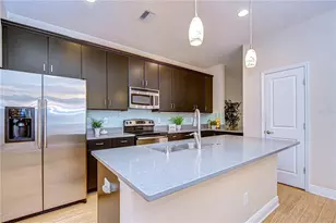 6801 Lockington Ct, Tampa, FL 33625 - Photo 9