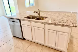 5216 Greenheart Ave, Mount Dora, FL 32757 - Photo 5