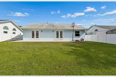 1898 76th Place N, Saint Petersburg, FL 33702 - Photo 23