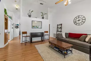 1898 76th Pl N, Saint Petersburg, FL 33702 - Photo 5