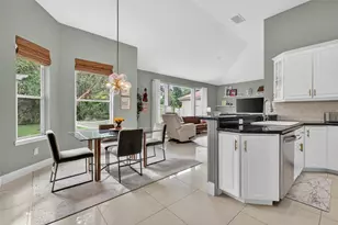 9041 Laurel Ridge Dr, Mount Dora, FL 32757 - Photo 13