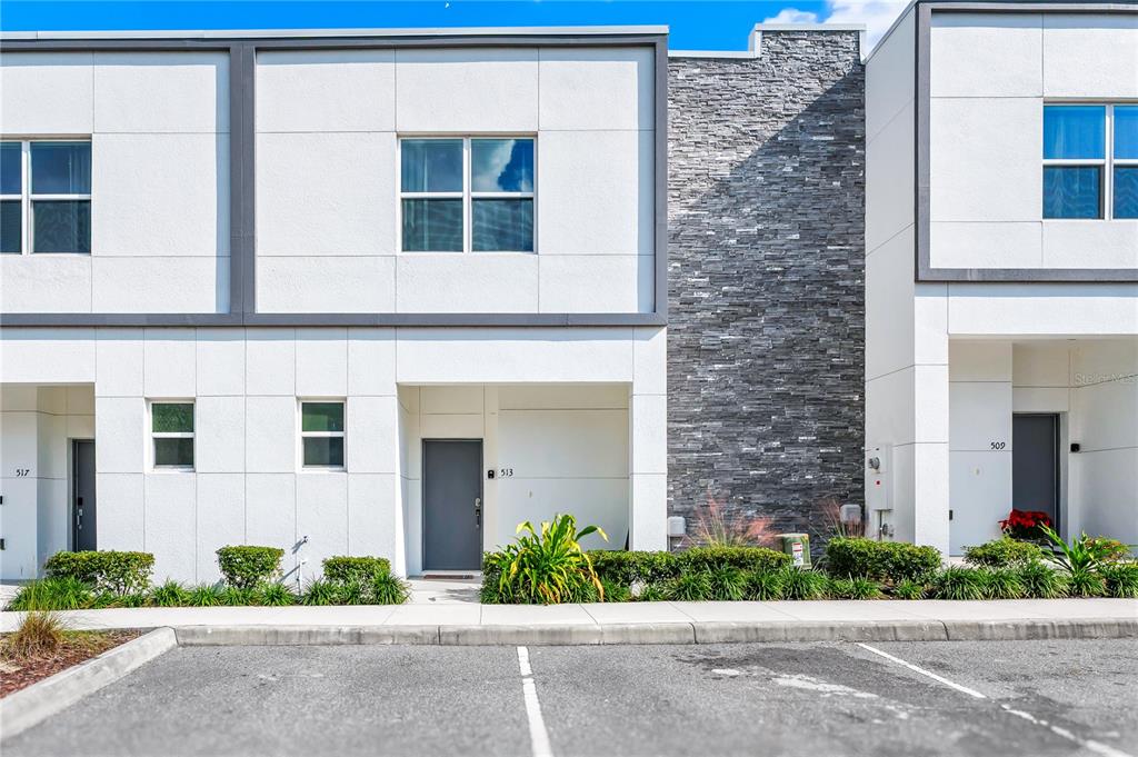 513 Famagusta Dr - 513 Famagusta Dr, Davenport, FL 33896 Luxury Property | Jose Angel Pina
