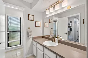 890 Mendoza Dr, Orlando, FL 32825 - Photo 33