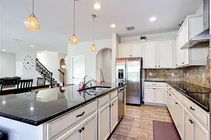 2241 Riverglen Ct, Kissimmee, FL 34746 - Photo 11